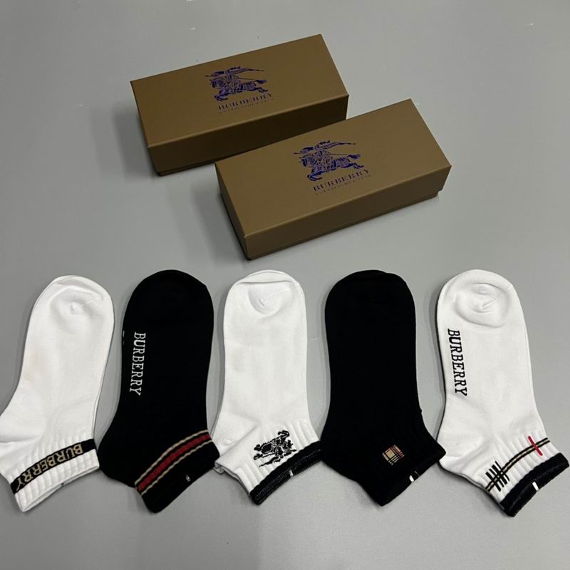 Burberry socks (1)